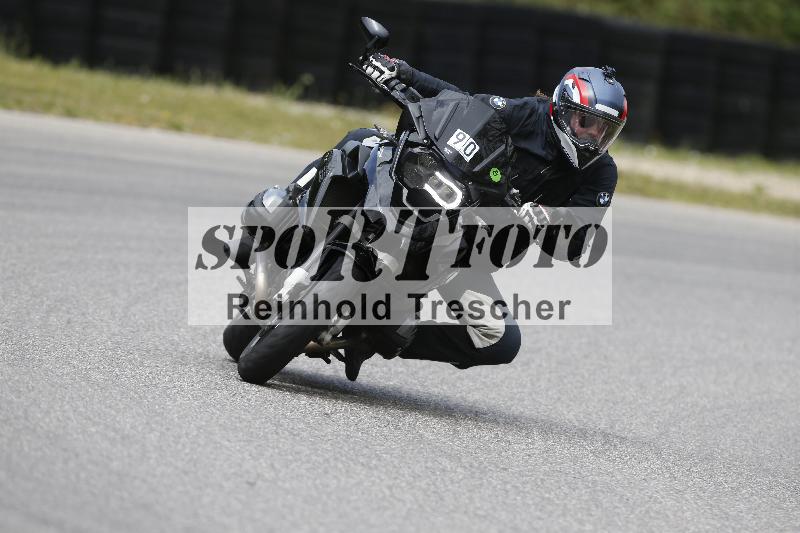 /20 27.05.2025 FREERIDE Training ADR/Gruppe B/90